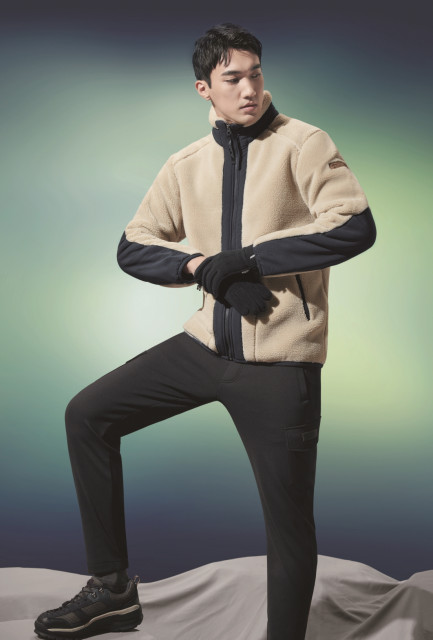 아웃도어 레드페이스, 보온성·스타일 모두 잡은 기능성 아우터 ‘플리스 본딩 재킷’ 출시