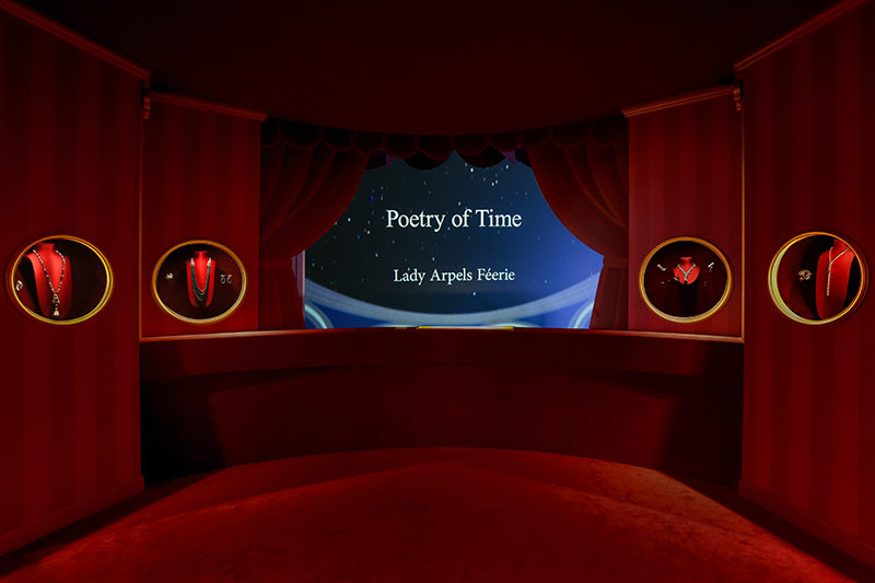10-1scenography_0404040.png